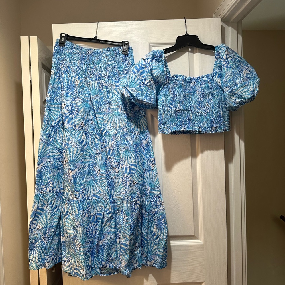 Blue and White Seashell Two-Piece Set
